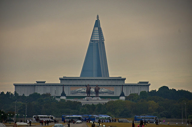 Ryugyong Hotel in Pyongyang, North Korea – Author: Uwe Brodrecht – CC BY 2.0