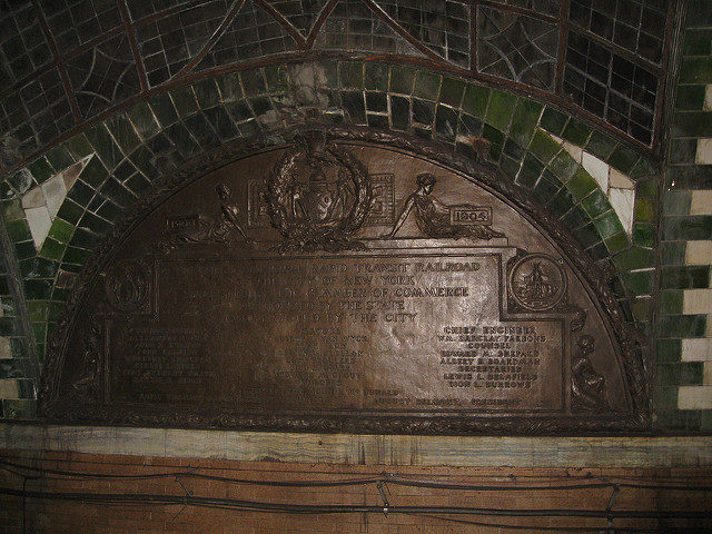 City Hall Subway Station plaque – Author: Salim Virji – CC BY 2.0