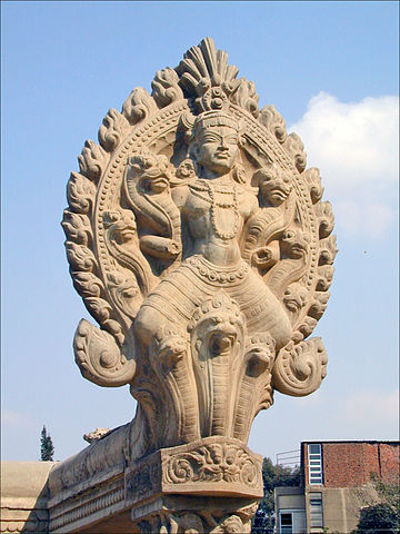 Hindu deity/ Author: Jean-Pierre Dalbéra – CC BY 2.0