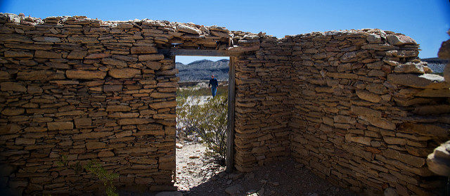 A long-abandoned house. Author: Susan E Adams CC BY-SA 2.0