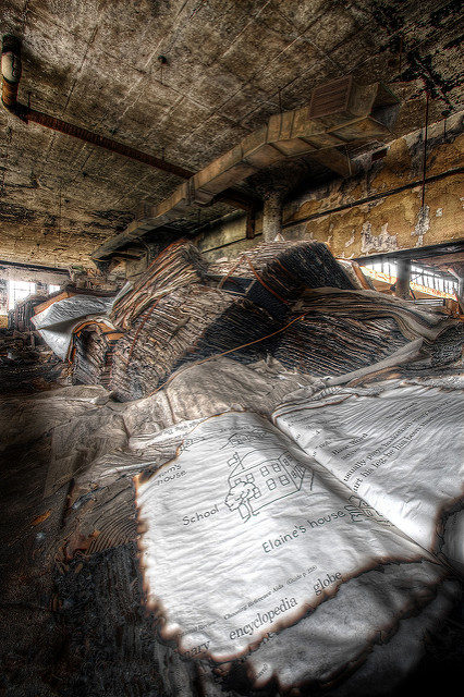 Hundreds of books. Author: Shane Gorski CC BY-ND 2.0