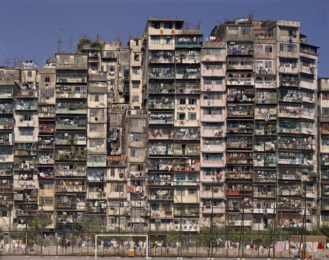 A playground – Author: Ian Lambot – CC BY 4.0