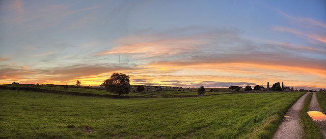 Sunset and the Magpie mine. Author: Simon Harrod CC BY 2.0