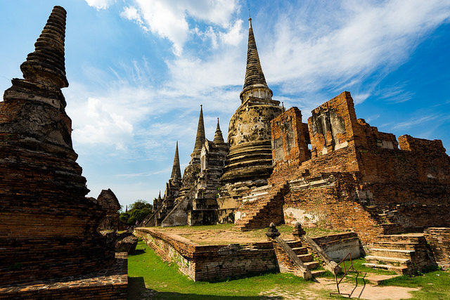The final resting place for some kings. Author: Takuya ASADA CC BY 2.0