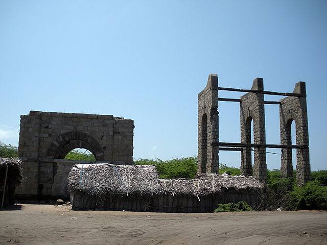 Remains of Dhanushkodi railway station/ Author: Nsmohan – CC BY-SA 3.0