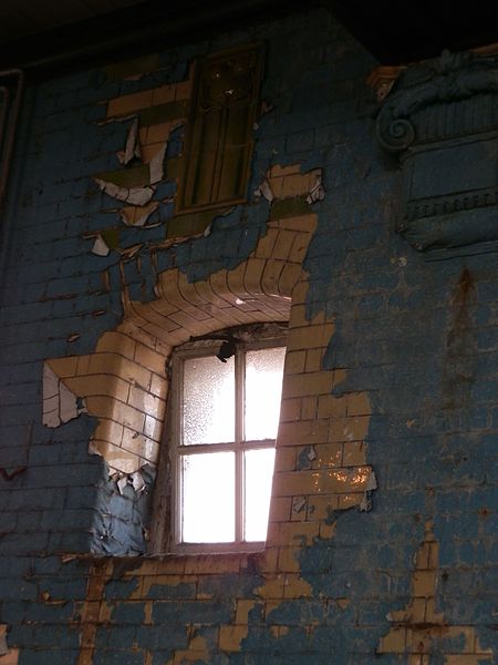A decaying interior. Author: Delusion23 CC BY-SA 4.0