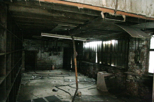 Completely abandoned. Author: http://underclassrising.net/ CC BY-SA 2.0