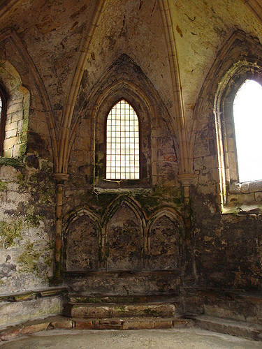 inside-the-inchcolm-abbey.jpg