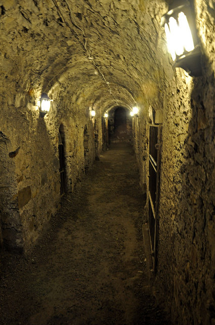 Inside the limestone vaults. Author: Jennifer Boyer CC BY 2.0