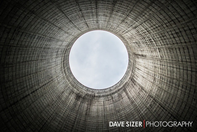 Looking up the tower. Author: Dave Sizer CC BY 2.0