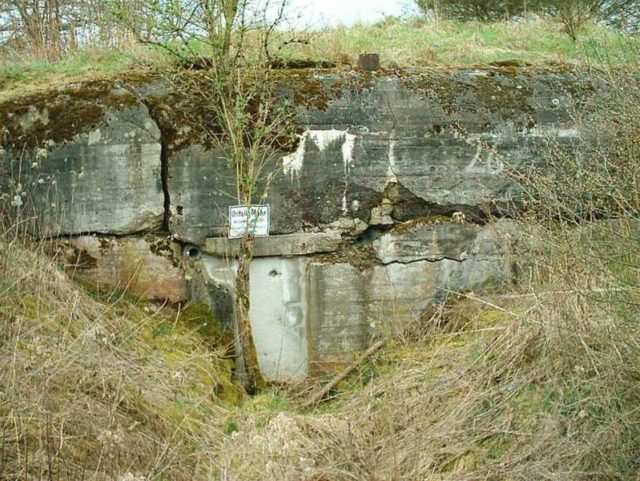 One of the bunkers on the Siegfried line. Author: Saperaud CC BY-SA 3.0