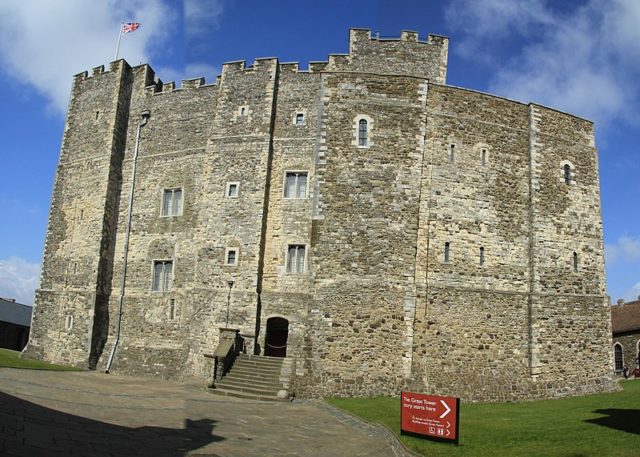 Part of Dover castle. Author: Karen Roe from Bury St Edmunds, Suffolk, UK, United Kingdom CC BY 2.0