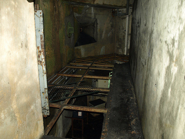 Part of the decaying interior. Author: Morten Jensen CC BY 2.0