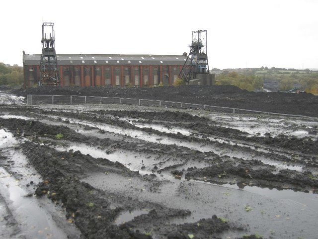 Penallta Colliery. Author: Kev Griffin CC BY-SA 2.0