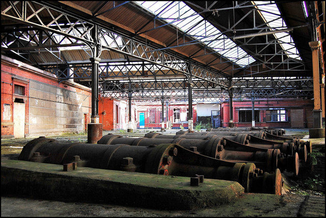 The abandoned train tracks. Author: philld CC BY-SA 2.0