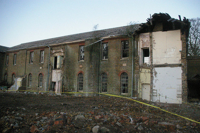 The asylum in the process of demolition. Author: http://underclassrising.net/. CC BY-SA 2.0