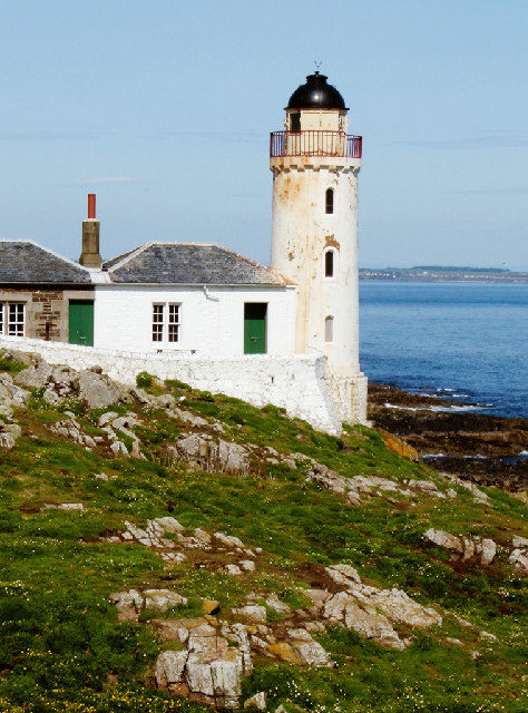 The disused Low Light lighthouse. Author: Alison Stamp CC BY-SA 2.0