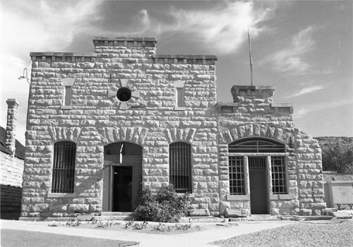 The early Idaho State Penitentiary. Author: Peter Wollheim CC BY 2.5