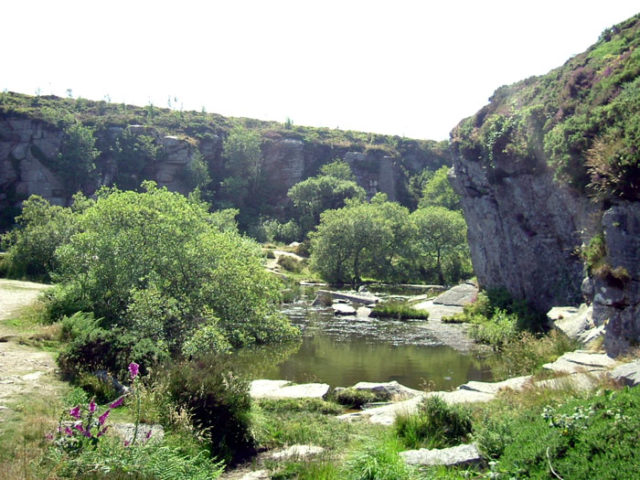 The Haytor quarry today. Author: Steinsky CC BY-SA 2.5