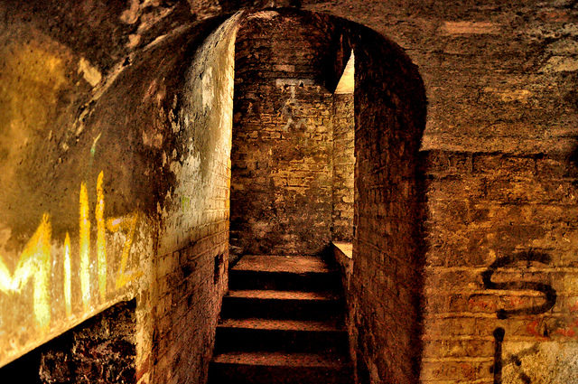 The inside of the tower. Author: Si Gardner CC BY-ND 2.0