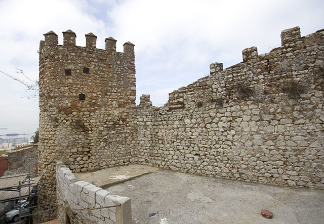 The Moorish city wall. Author: Prioryman CC BY-SA 3.0