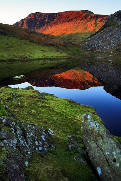 The Nantlle Valley. Author: RICHARD OUTRAM from Wales CC BY 2.0