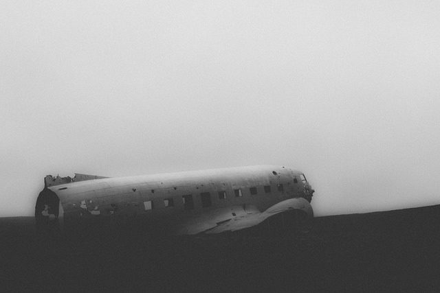 An artistic photograph of DC-3. Author: barnimages CC BY 2.0