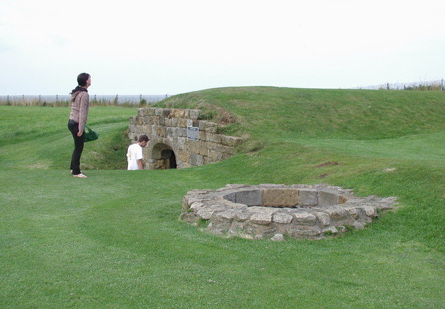 Scarborough Castle St Mary’s Chapel/ Author: Paul Glazzard – CC BY-SA 2.0