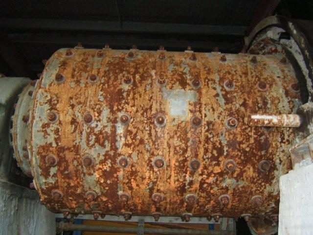 Part of the mining equipment. Author: Black Tusk CC BY 3.0