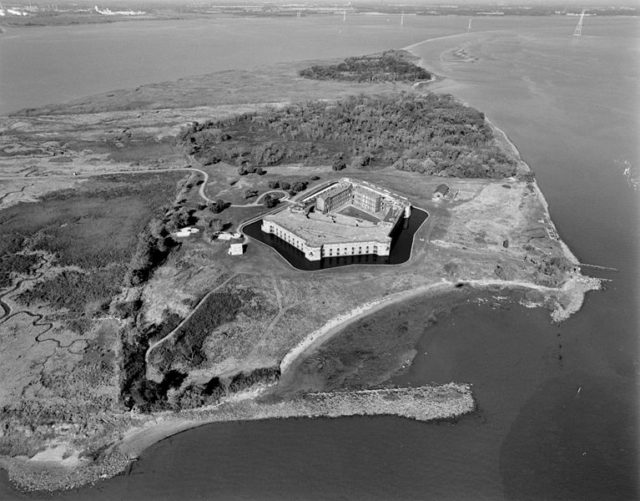 Pea Patch Island and the fort/ Author: Michael Swanda, U.S. Army Corps of Engineers