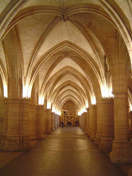 The Hall of the Guards/ Author:  ChrisO – CC BY-SA 3.0