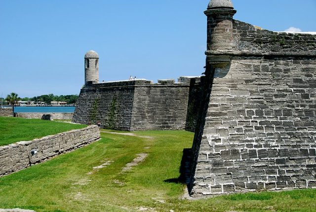 The north wall. Author: Shreeg88 CC BY 2.5
