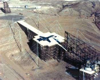 A Boeing B-52 placed on top of the wooden platform. Author: U.S. Air Force (courtesy Natural Resource Defense Council)