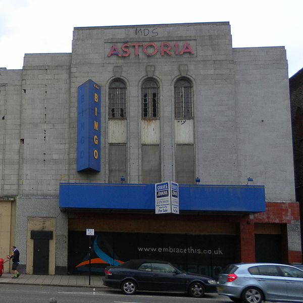 Front view of the Theater. Author: The Voice of Hassocks