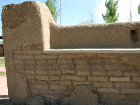 One of the remaining walls. Author: Charles M. Sauer CC BY-SA 3.0