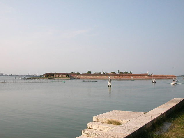 Photo of the island taken in 2008. Author: Godromil Public Domain