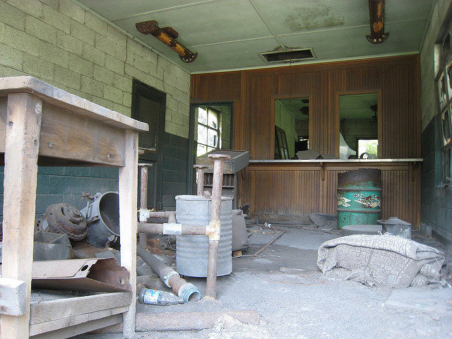 The interior of one of the offices. Author: Doug Letterman CC BY 2.0