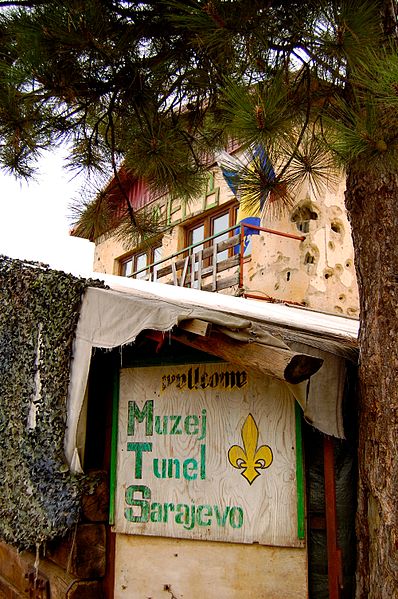The tunnel museum. Author: Jordan Wooley CC BY-SA 2.0
