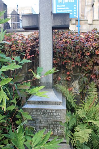 Sir John Clerk’s grave, 7th Baronet, St John’s Edinburgh. Author: Stephencdickson – CC BY-SA 4.0