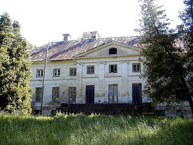 Ahsuppen manor, Latvia – Author: J. Sedols – CC BY 3.0