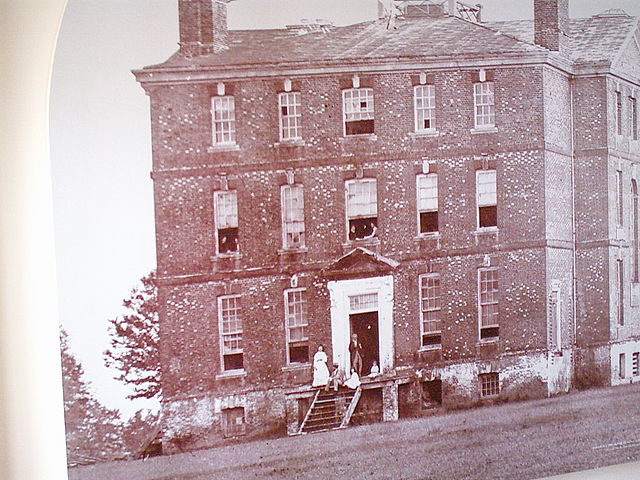 The mansion in 1900
