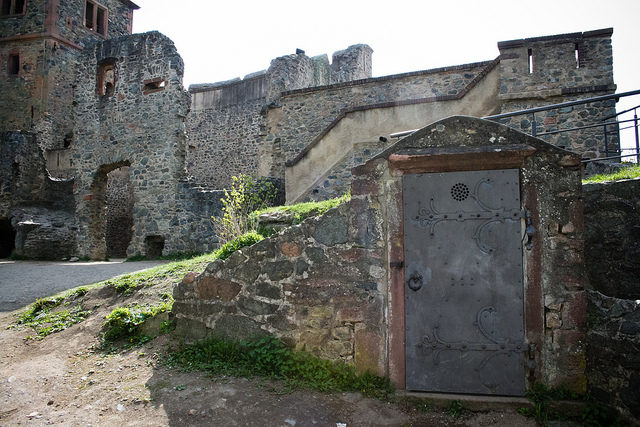 A different portion of the castle. Author: Jackie CC BY-ND 2.0