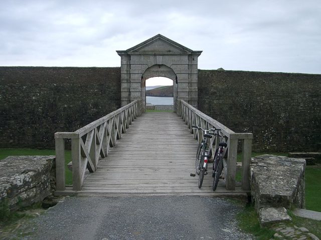 Charles Fort entrance. Author: Blorg CC BY-SA 3.0