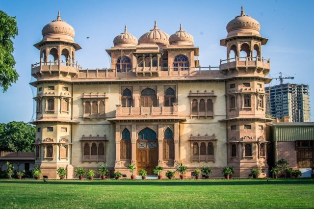 Mohatta Palace. Author: SameelNoman CC BY-SA 4.0