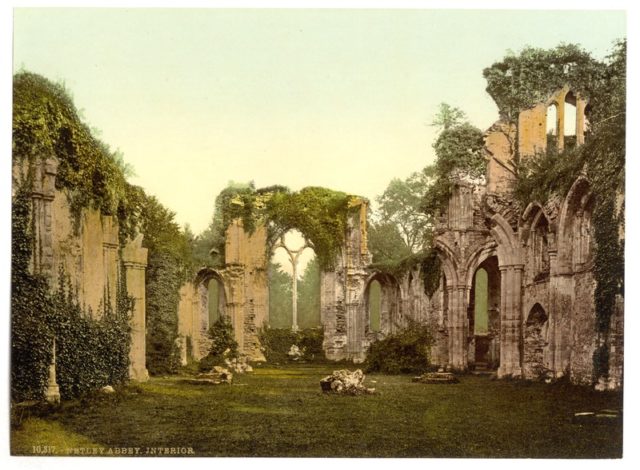 The abbey at the start of the 20th-century alternative view. Author: Photochrom Print Collection Public Domain
