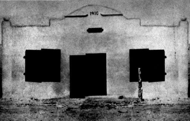 The jail in 1910. Author: Cochise County Sheriff’s Office Public Domain