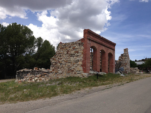 Ruins in Belmont, Nevada – Author: Famartin – CC BY-SA 4.0