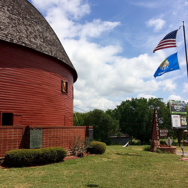 Round Barn, Arcadia. Author: Allison Meier – CC BY-SA 2.0