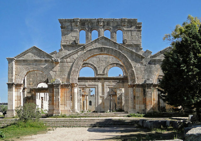 South side of church/ Author: Bernard Gagnon CC BY-SA 3.0