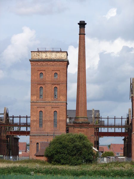 The water tower/ Author: Ian Paterson CC BY-SA 2.0